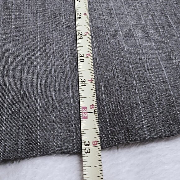 Garrison Park Men 2 Piece Light Bluish Gray Suit        40R - Picture 15 of 15